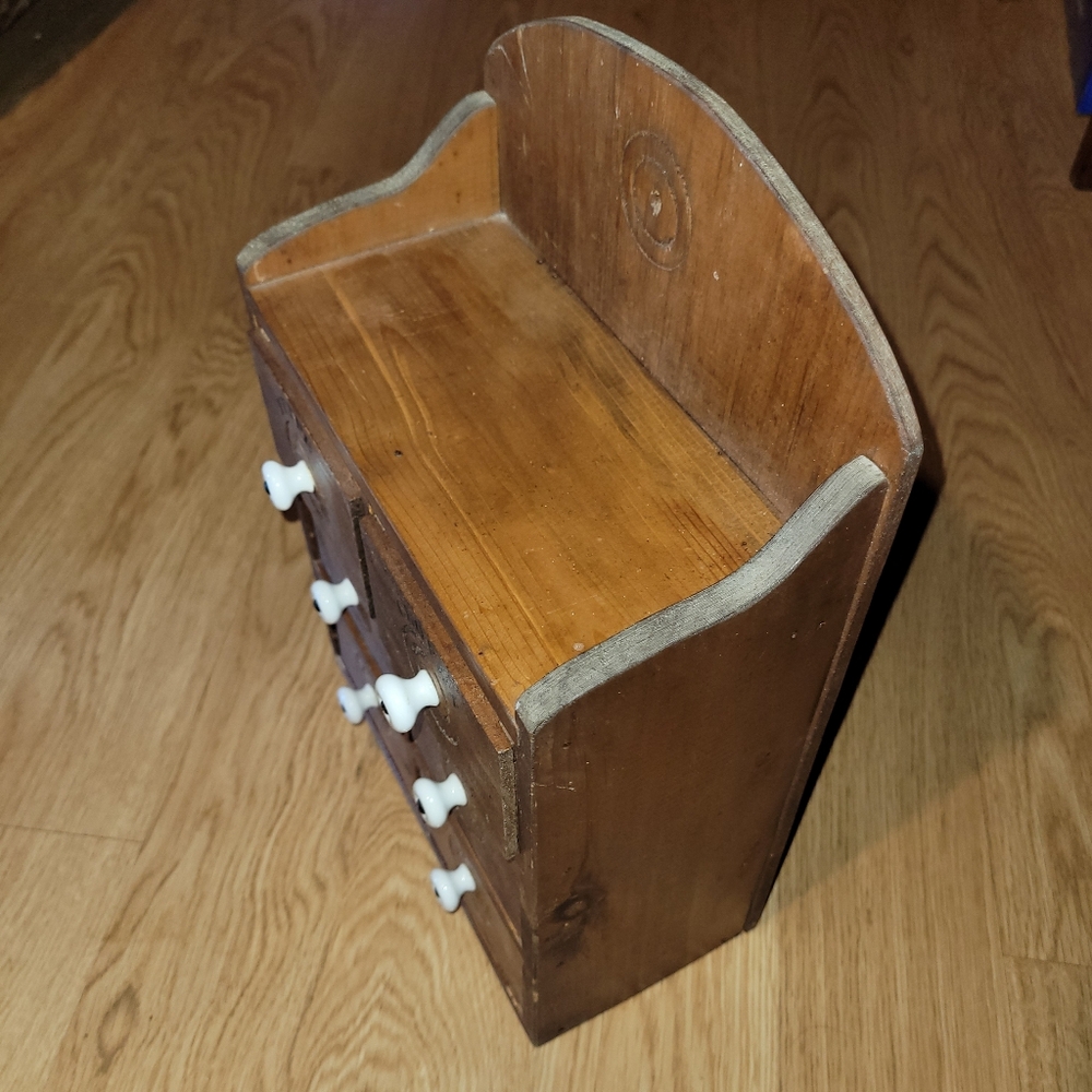 Vintage Wooden Spice Rack - Picture 4 of 8